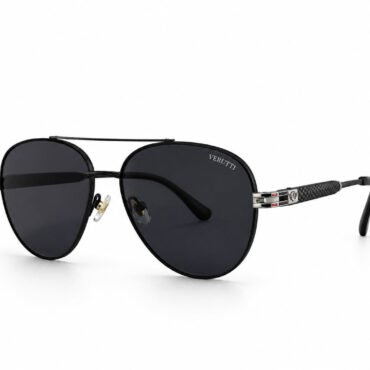 Black aviator sunglasses with dark lenses and slim metal frame, Verutti logo on the right lens